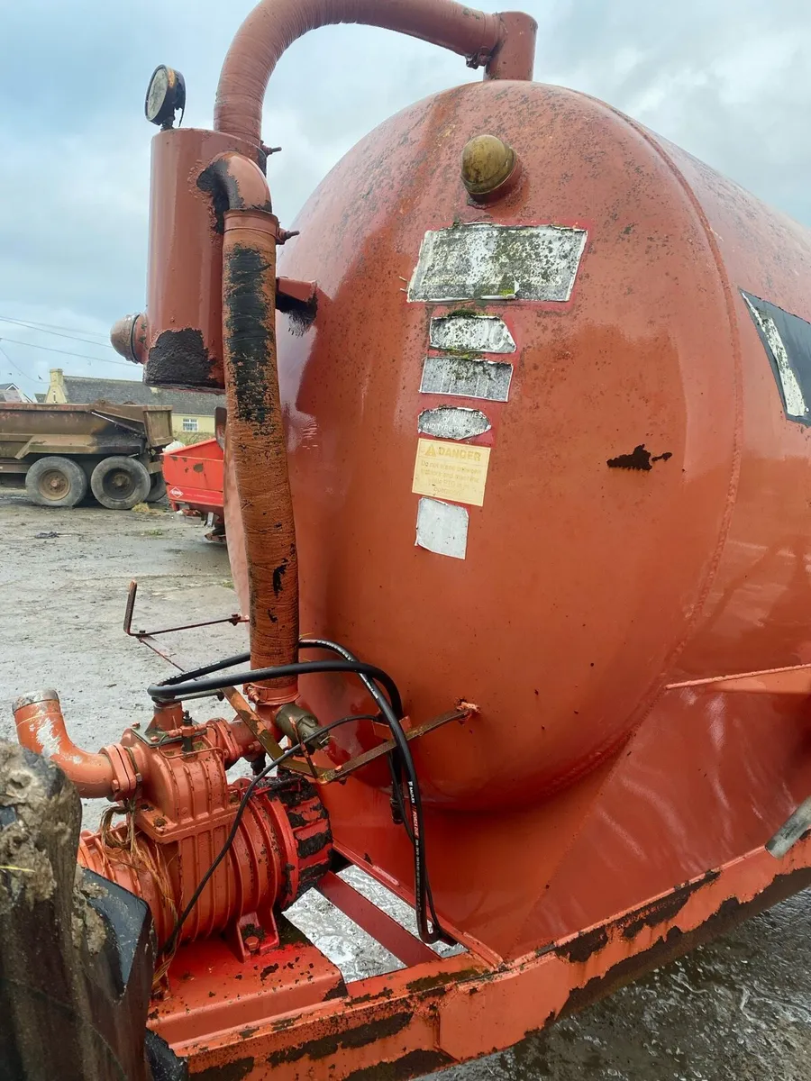 1600 hi spec tank - Image 4