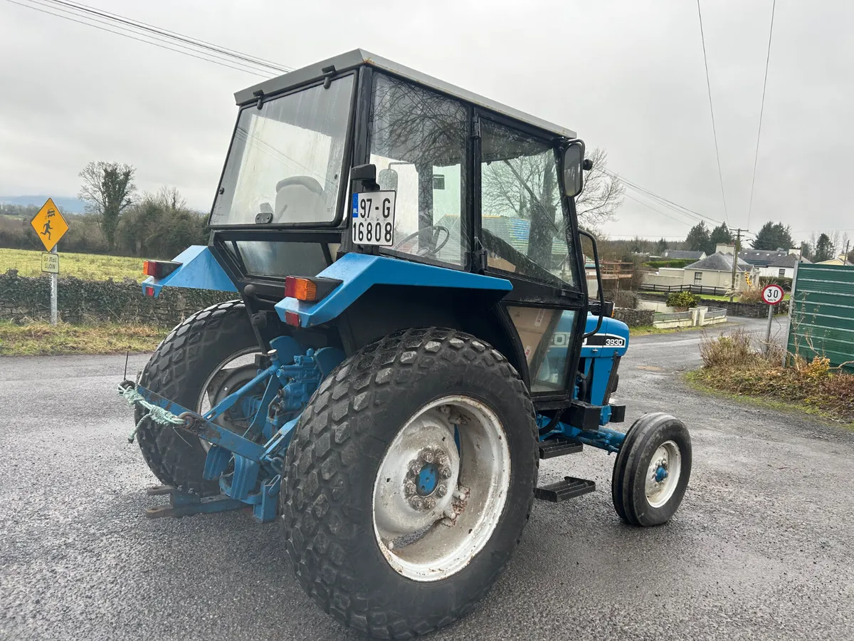 1997 Ford 3930 2wd - Image 4