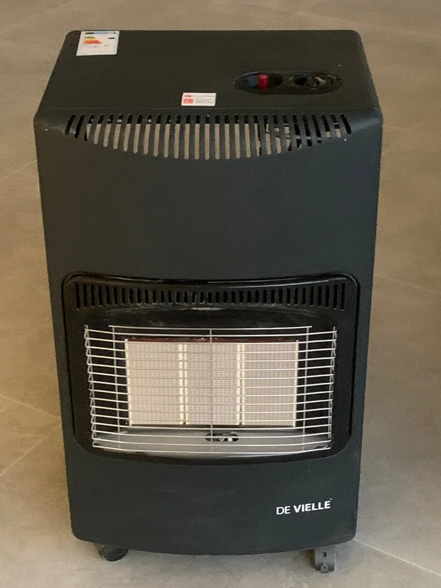 Gas heater - Image 1