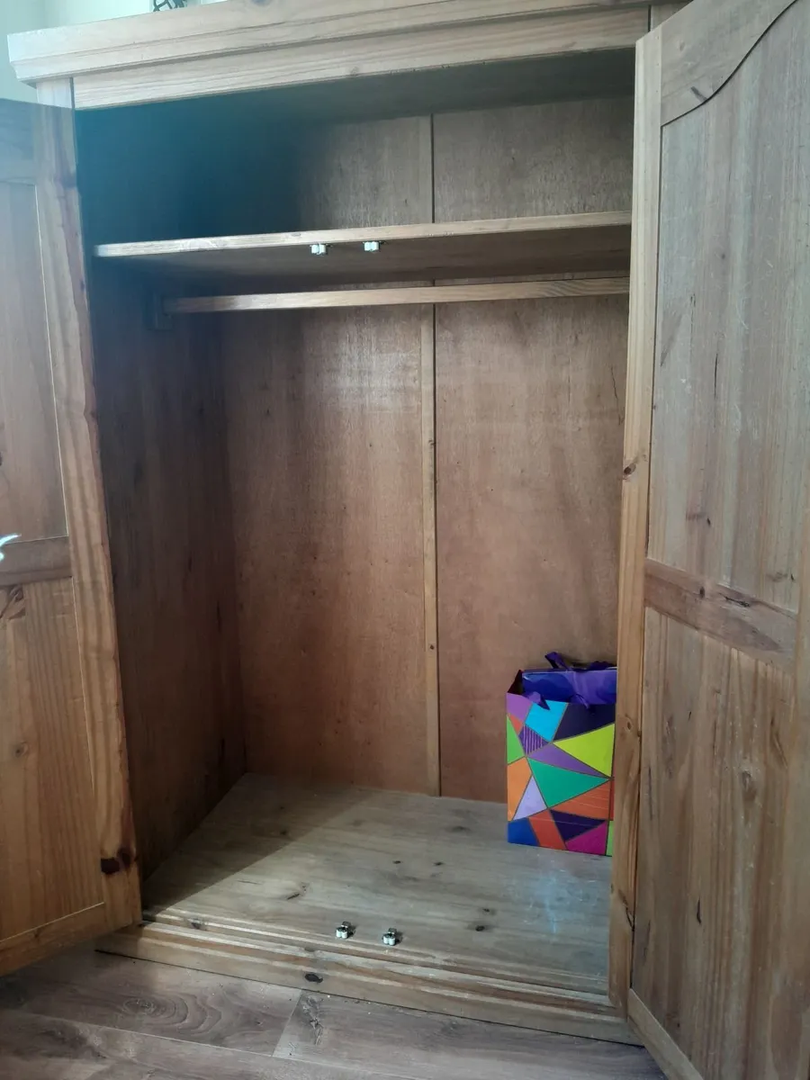 Wardrobe, pine - Image 2