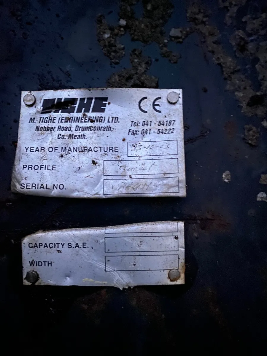 Tighe bucket , for sale, very little wear , - Image 1