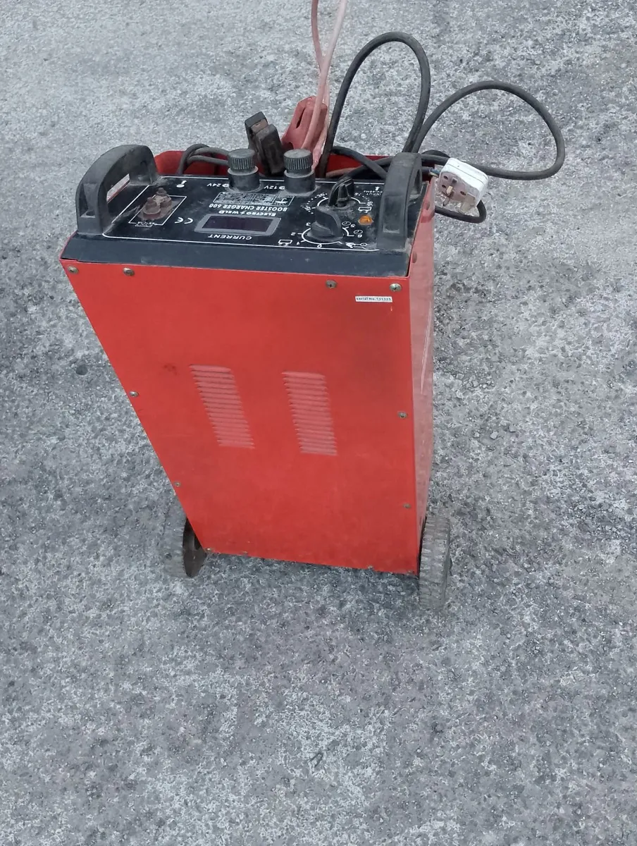 Electroweld booster charger - Image 3