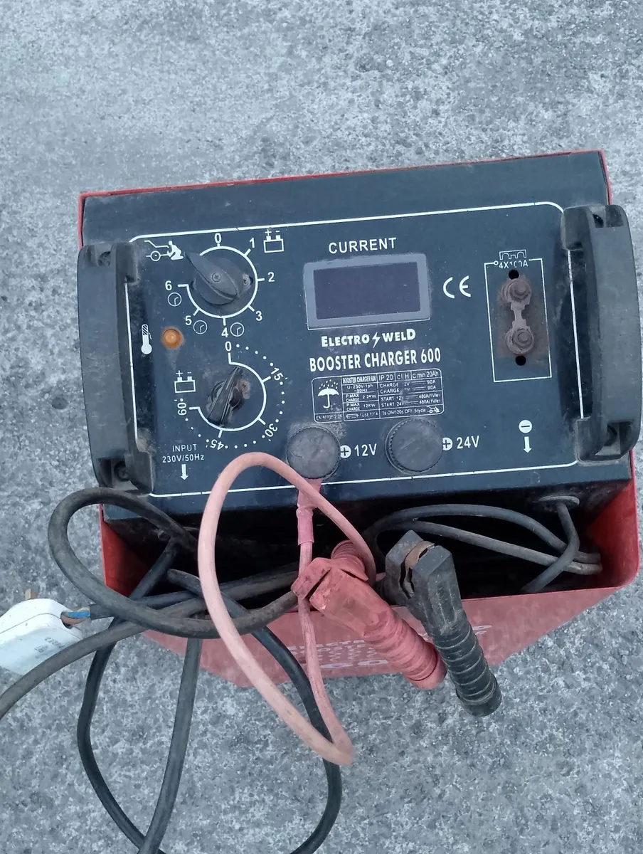 Electroweld booster charger - Image 2