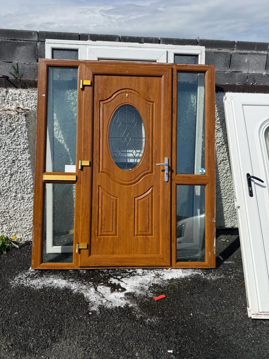 Pvc front door - Image 1