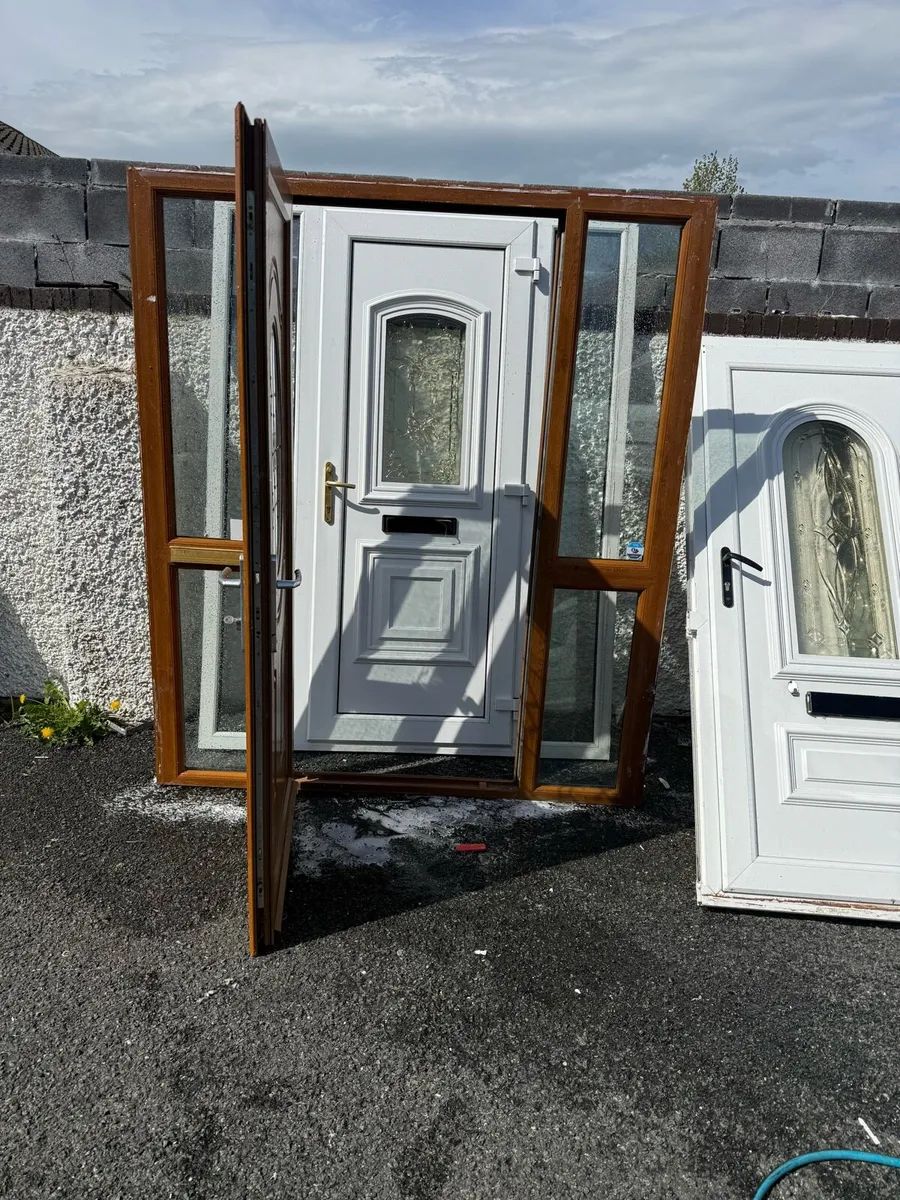 Pvc front door - Image 4