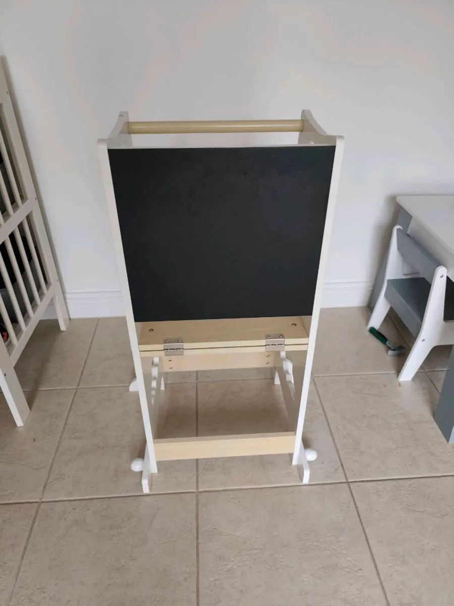 Toddler tower - Image 1