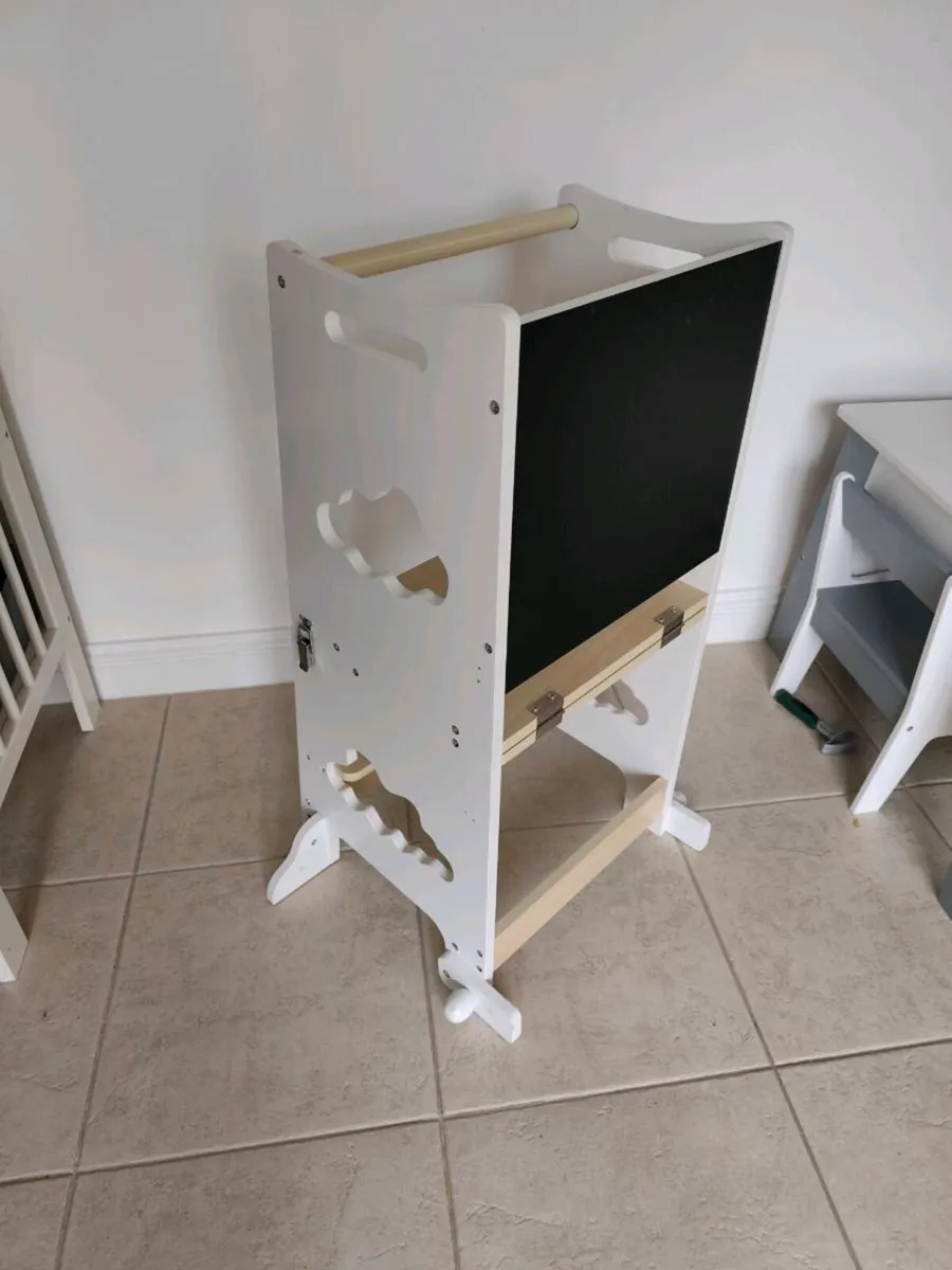 Toddler tower - Image 3