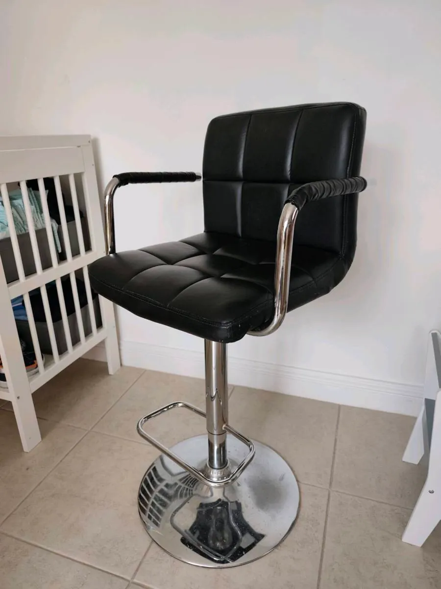 Kitchen high stools - Image 3