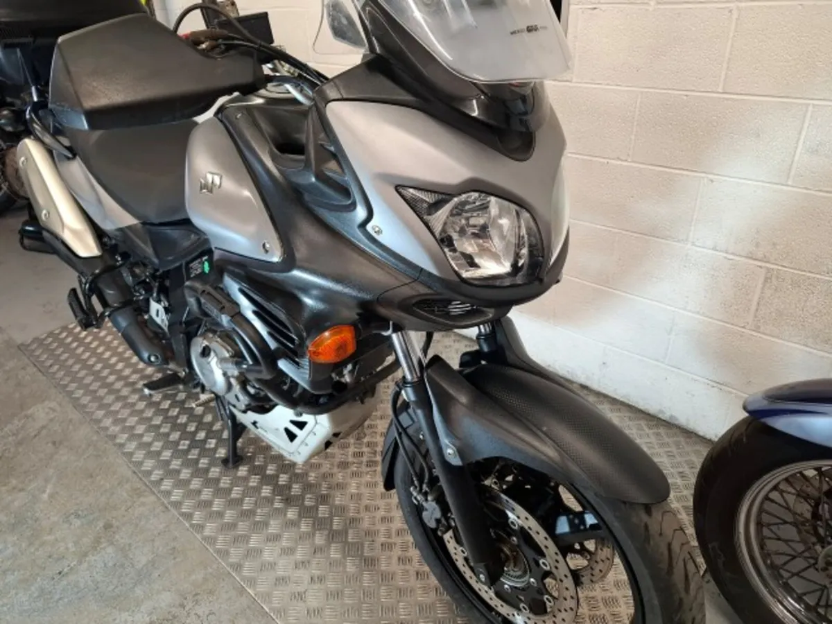 Suzuki  Vstrom V-Strom 650 2016 - Image 2