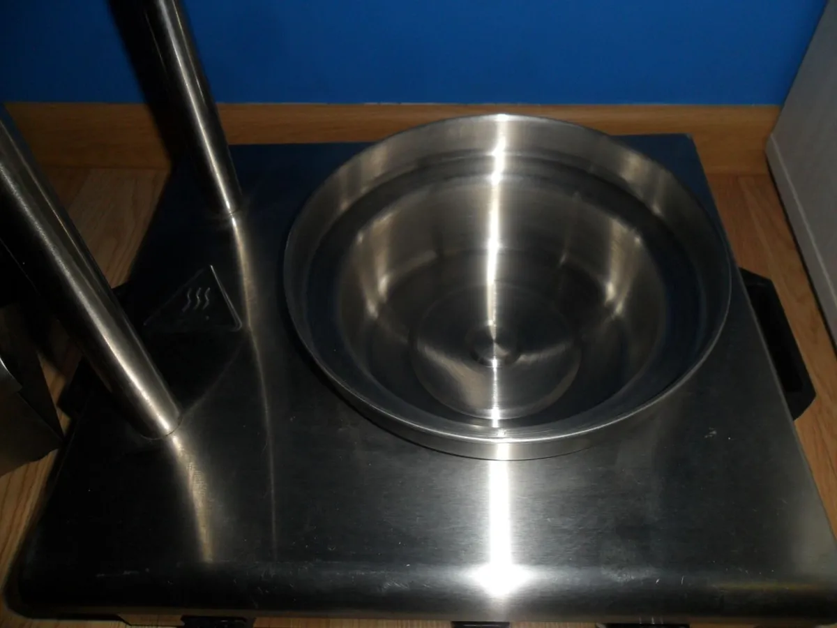 Klarstein hot dog steamer and bun warmer - Image 4