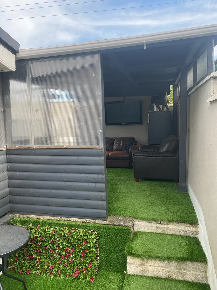 Steel pergola - Image 1