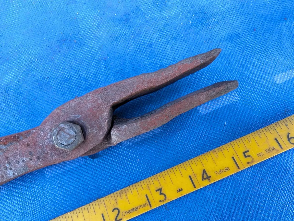 Blacksmiths 18" Flat Tongs - Image 3