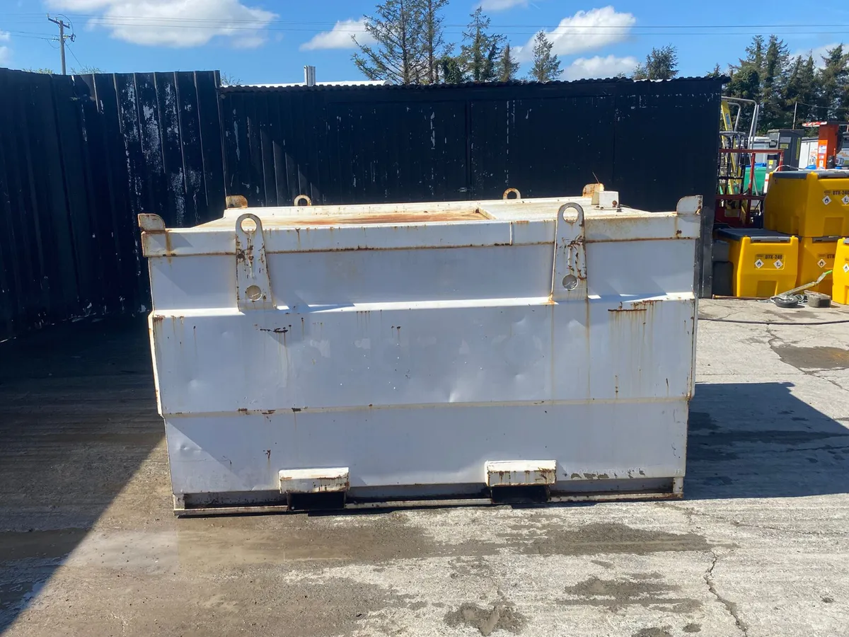 Western 3000L Diesel Bowser Static - Image 1