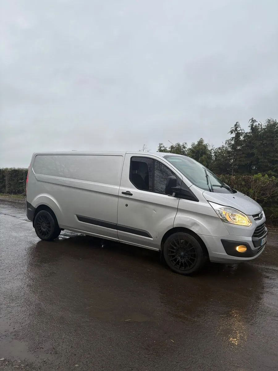 17 Ford Transit custom LWB 150BHP top spec - Image 4