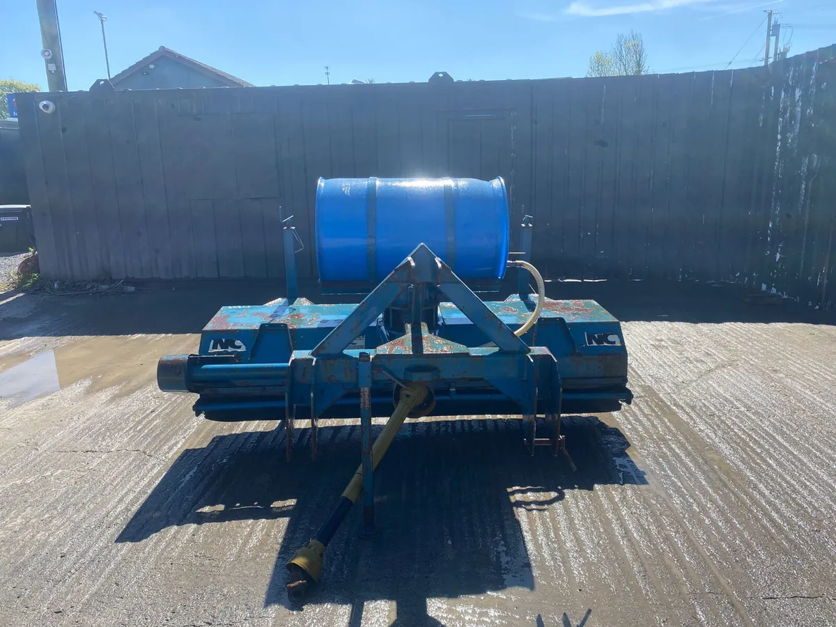 Three point Linkage Road Sweeper PTO powered - Image 3