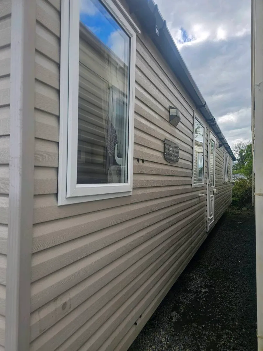 Swift Bordeaux - Image 2