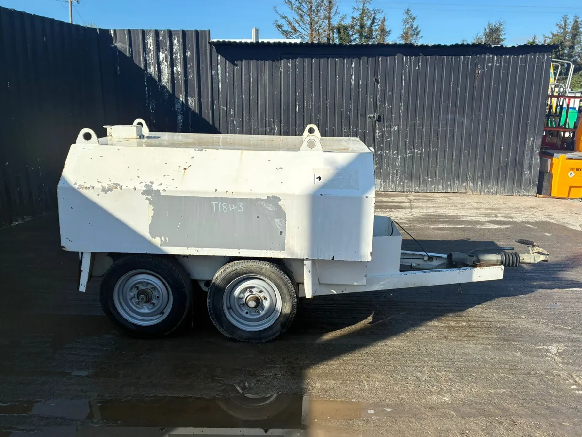 Chieftain Trailed Fuel Bowser 1000L - Image 4