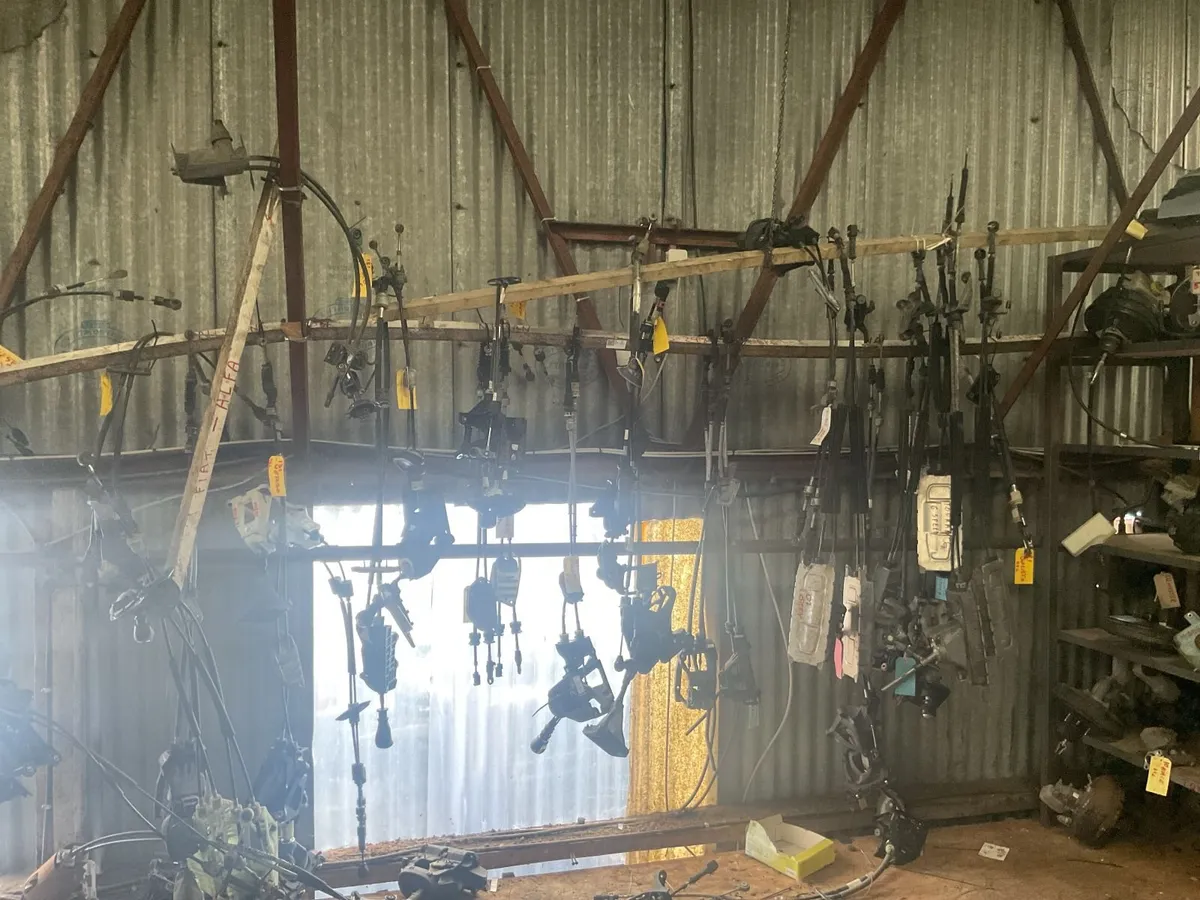 Auctions Of Parts - Image 1