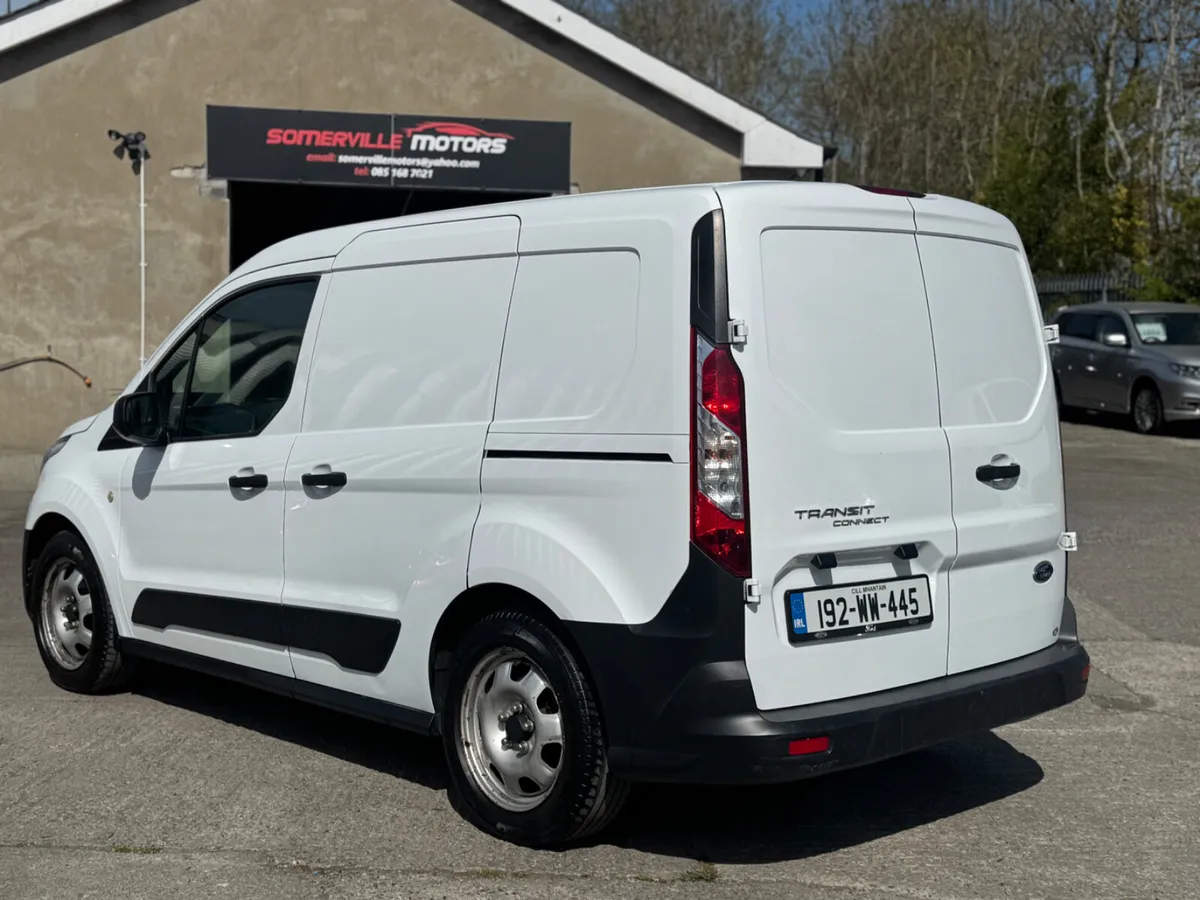 FORD TRANSIT CONNECT “NEW DOE”  2019 - Image 4