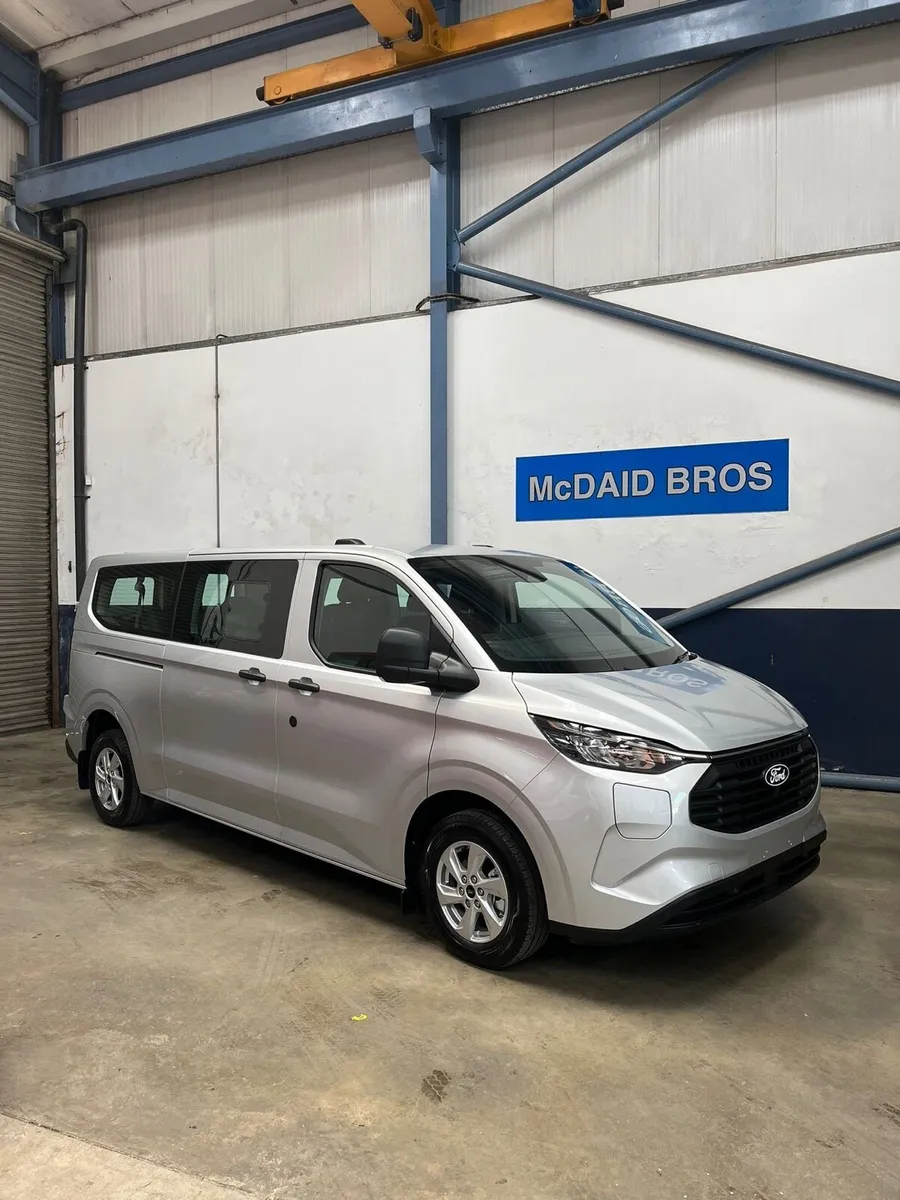2026 FORD TRANSIT CUSTOM COMBI - Image 1