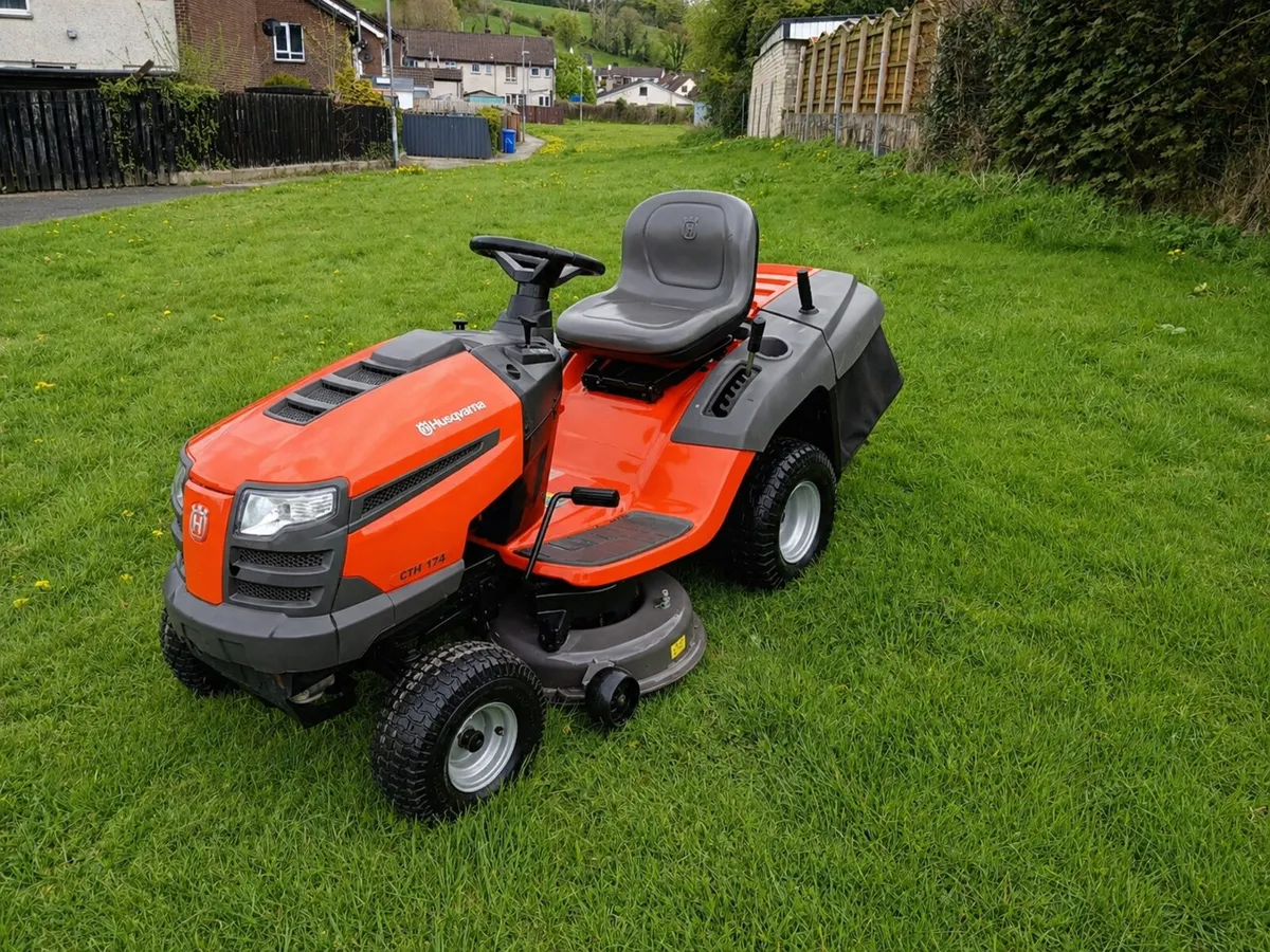 Husqvarna ride on lawnmower - Image 1