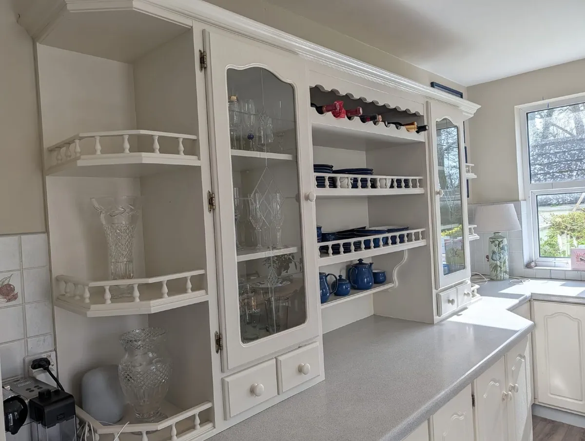 Soild oak painted kitchen - Image 4