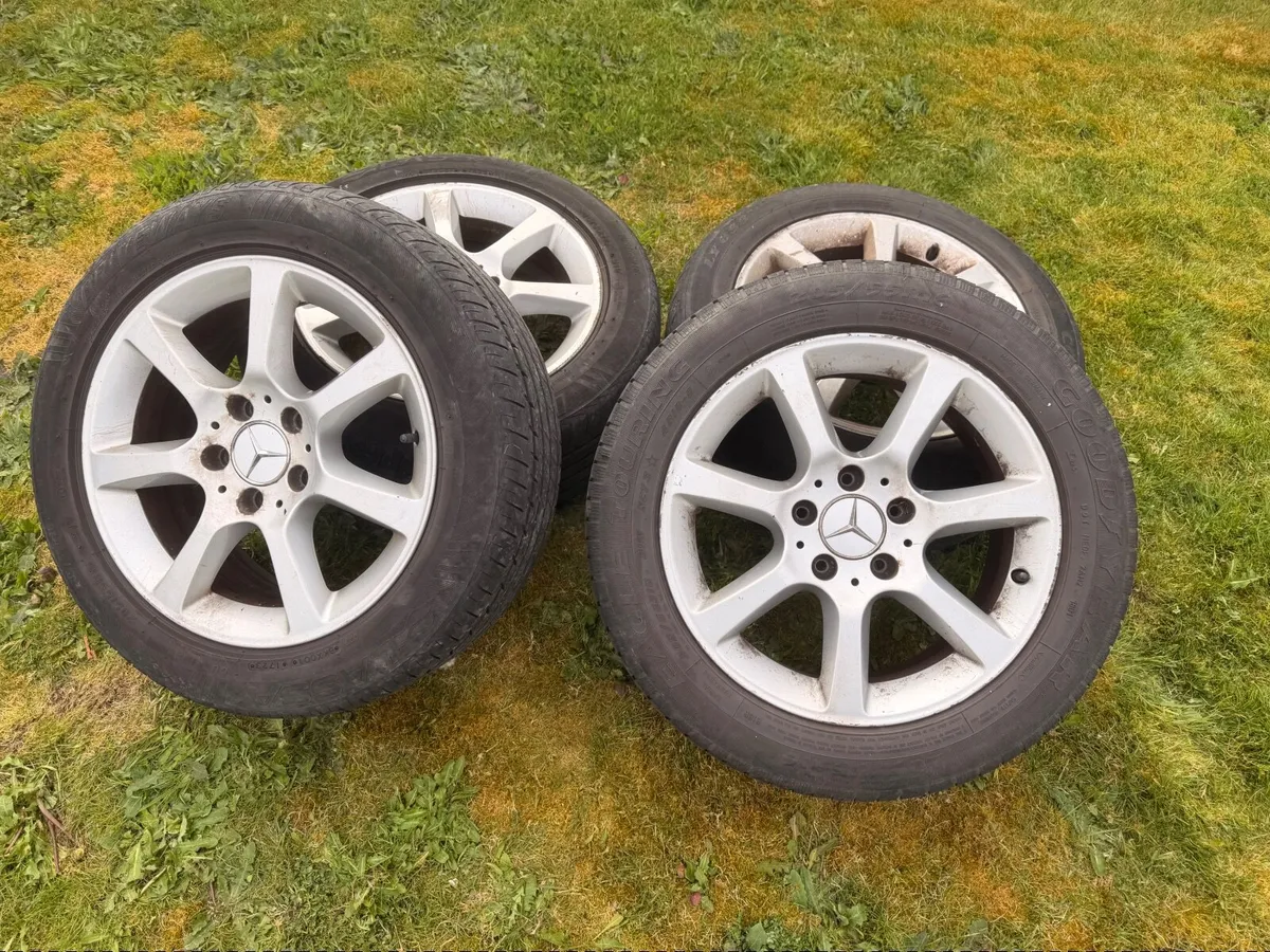 16” original Mercedes alloy wheels with tyres 5x11 - Image 1