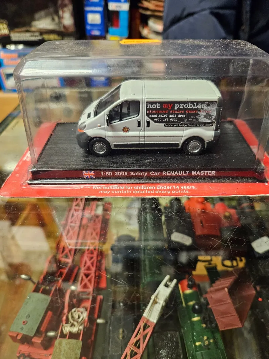 Corgi Atlas Renault Master Van - Image 2