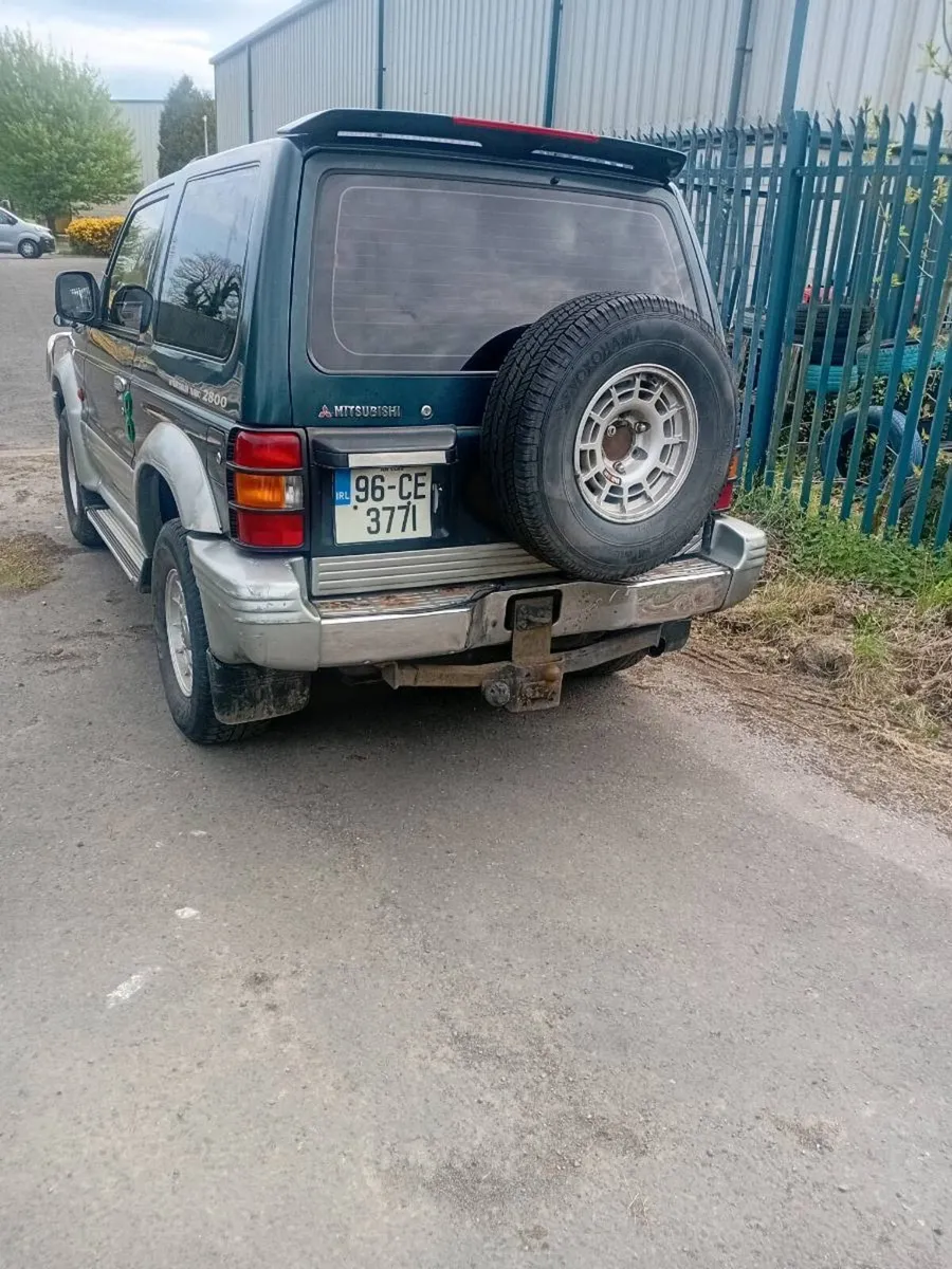 Mitsubishi Pajero - Image 4