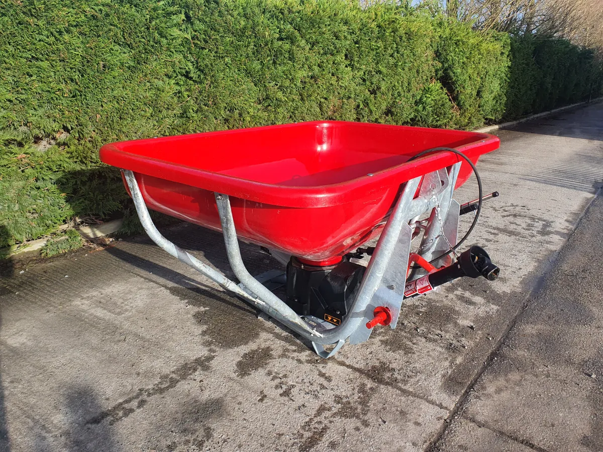 Rhino 800l wagtail spreader - Image 3