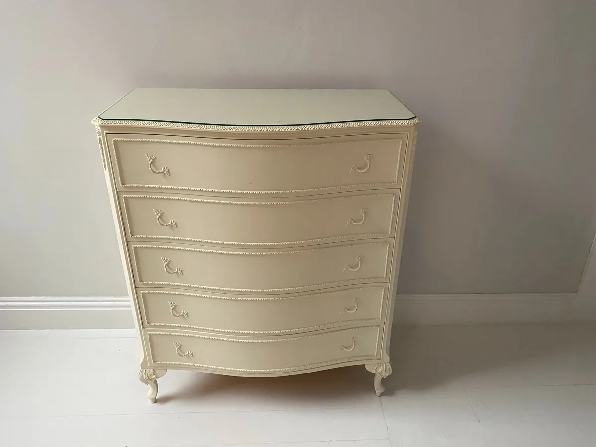 chest of drawers - Image 2
