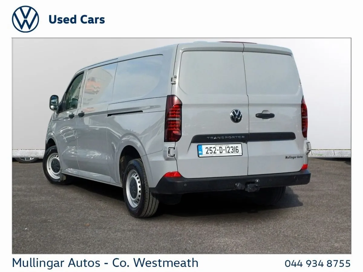 Volkswagen Transporter TRENDLINE LWB 30 150BHP - Image 4