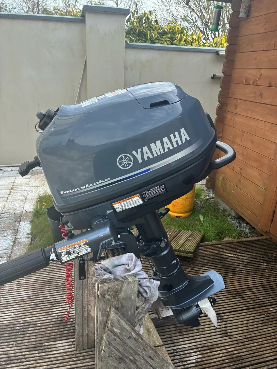 Outboard engine - Image 2