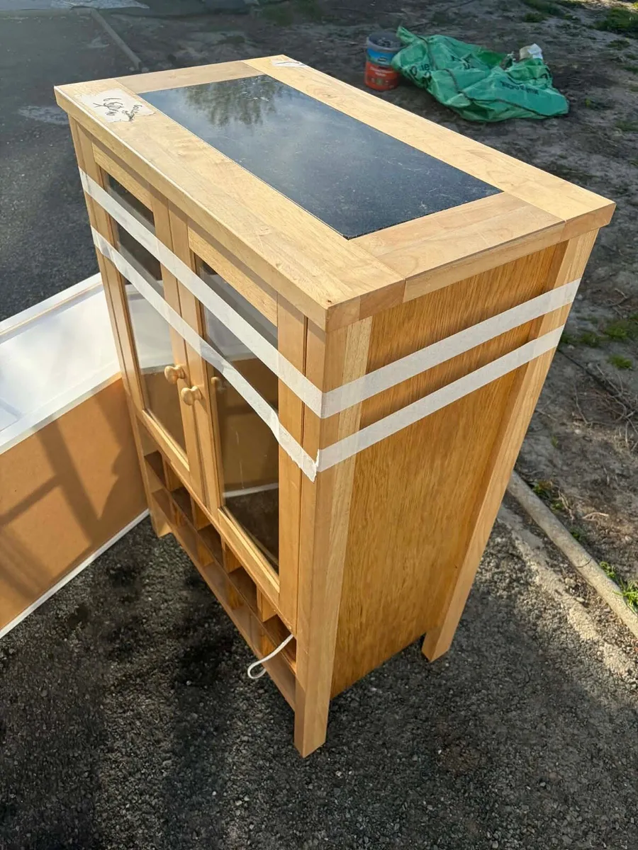 Oak drink cabinet for sale €100 with lights - Image 4