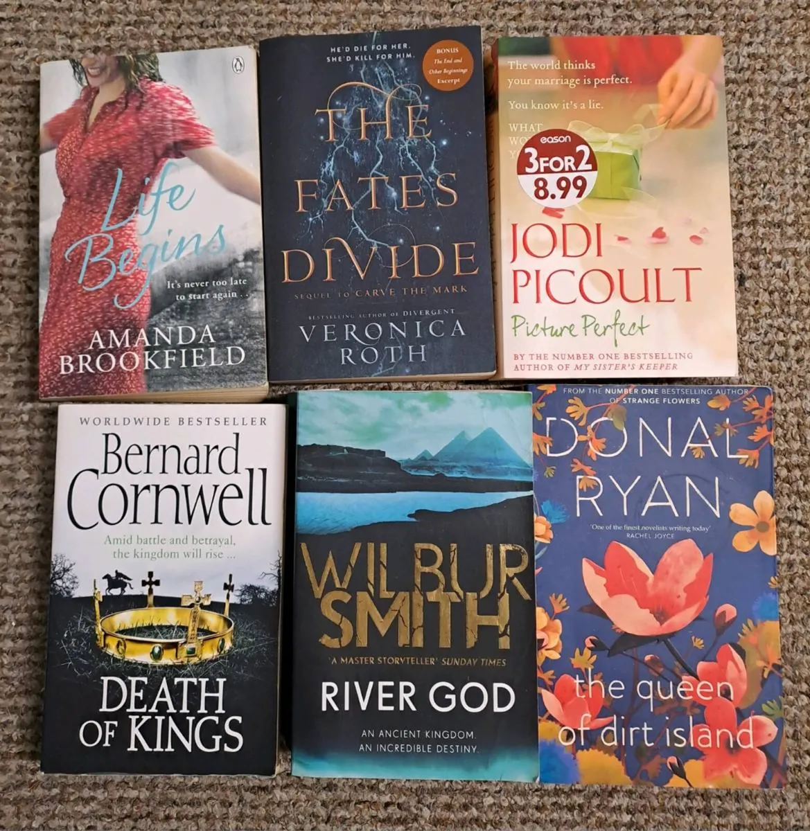 30 fiction books - Image 3