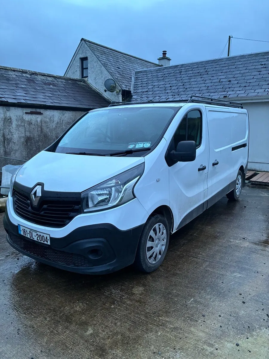 2016 Renault trafic - Image 1