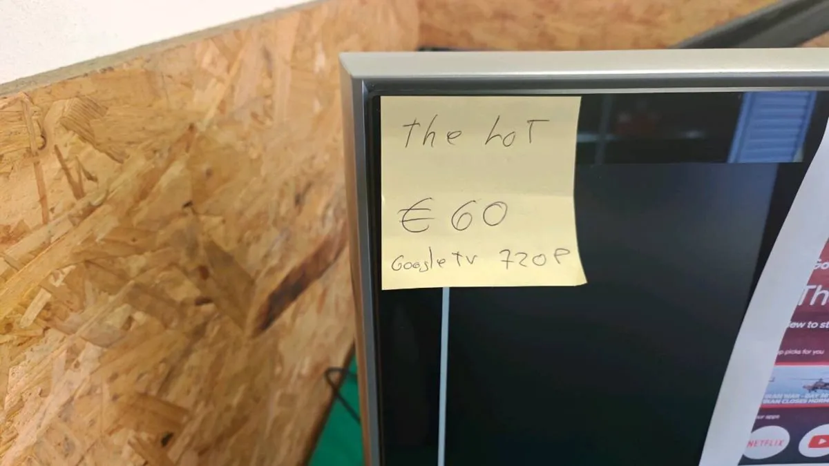 JVC tv with Google TV - Image 3