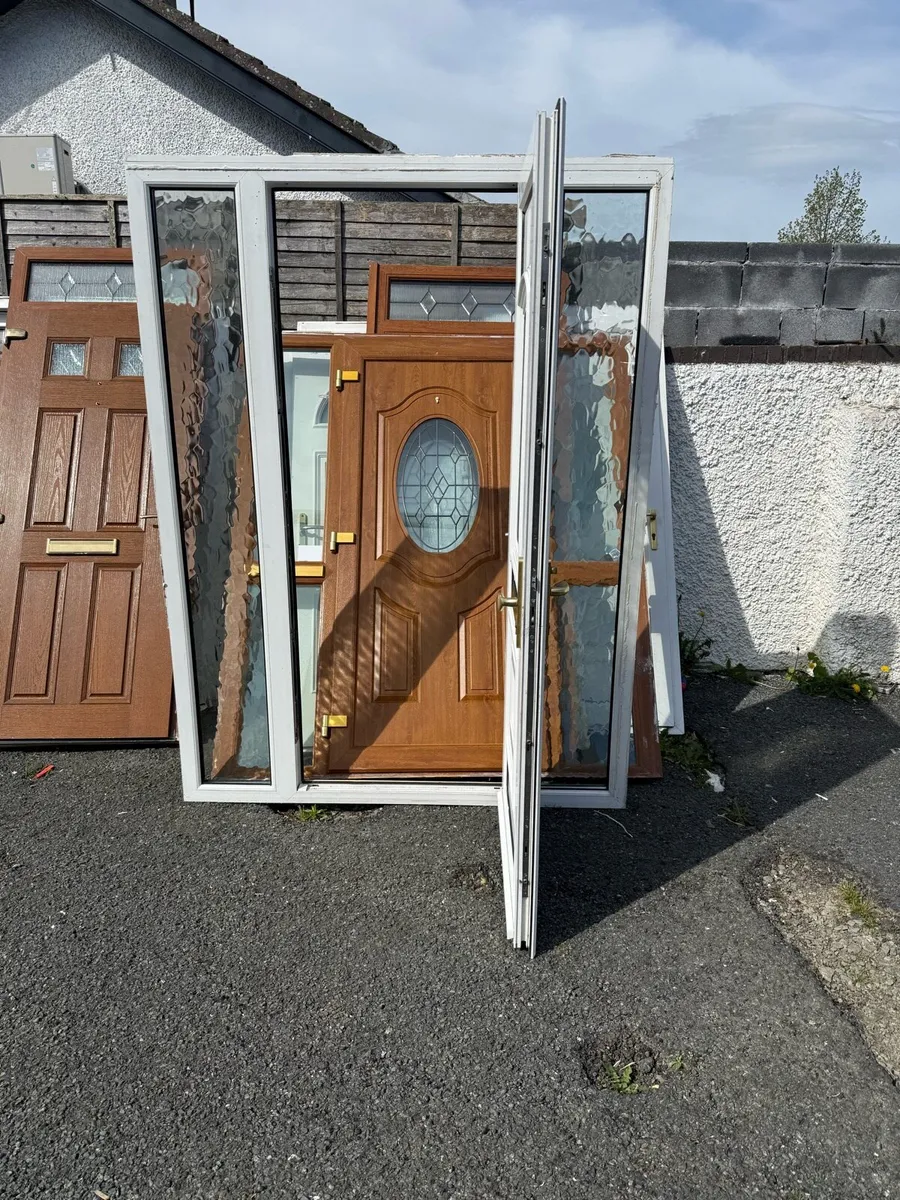 Pvc front door - Image 4