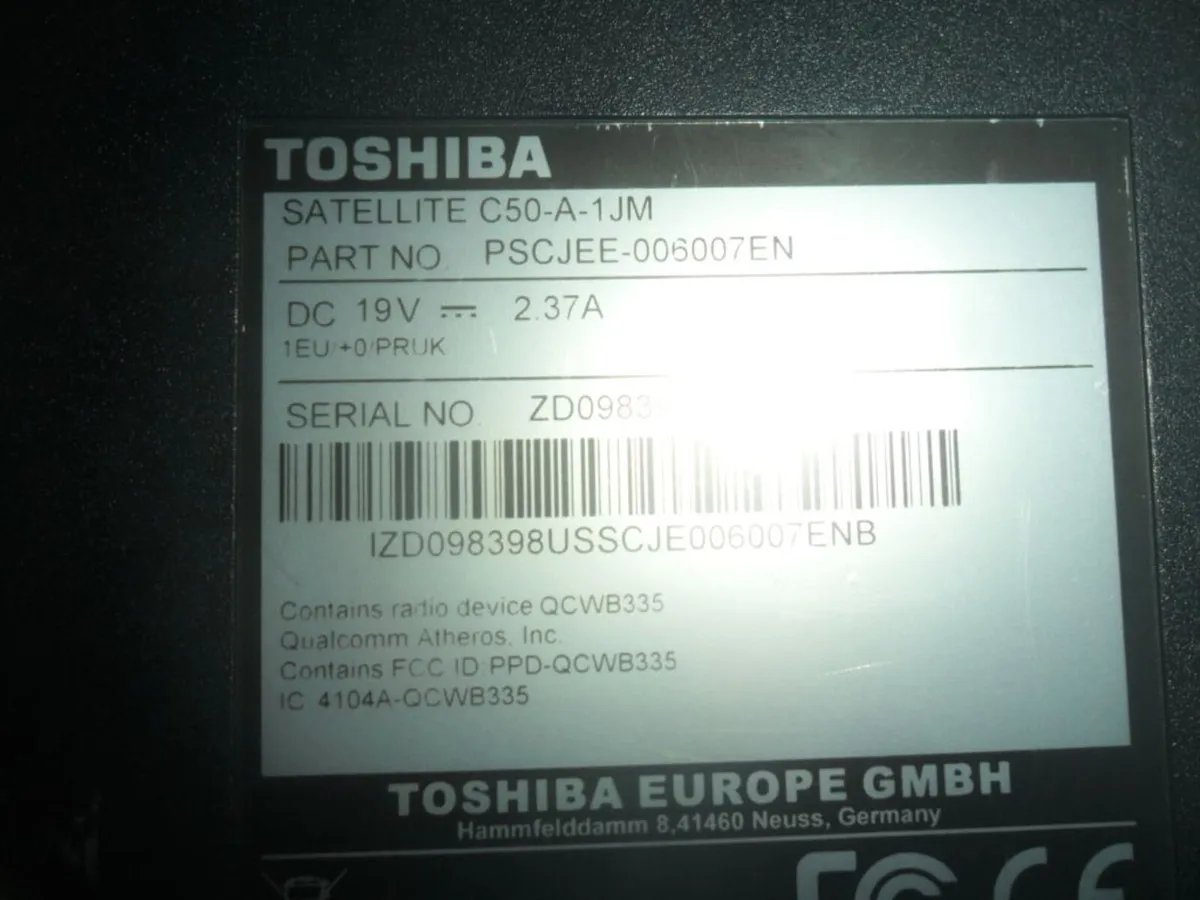Toshiba Laptop - Image 2