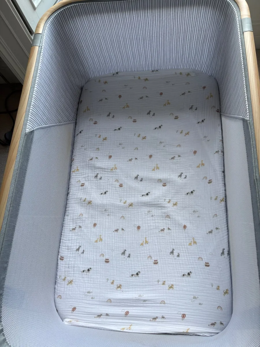 Baby cot - Image 3
