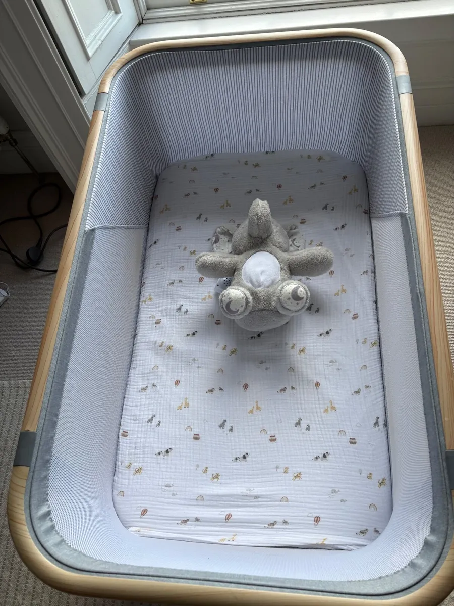 Baby cot - Image 2