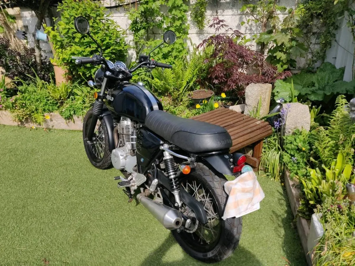 Herald 400cc Classic - Image 2
