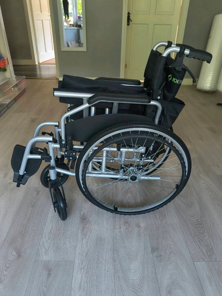 Wheelchair - Image 4