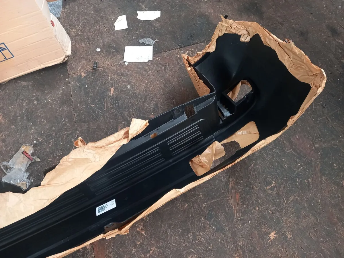 Auction Of Parts - Image 2