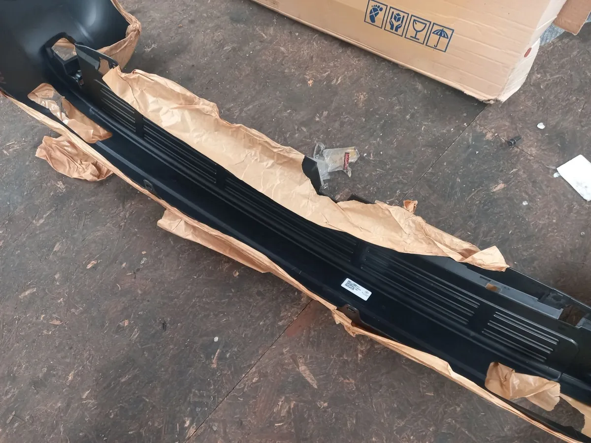 Auction Of Parts - Image 3
