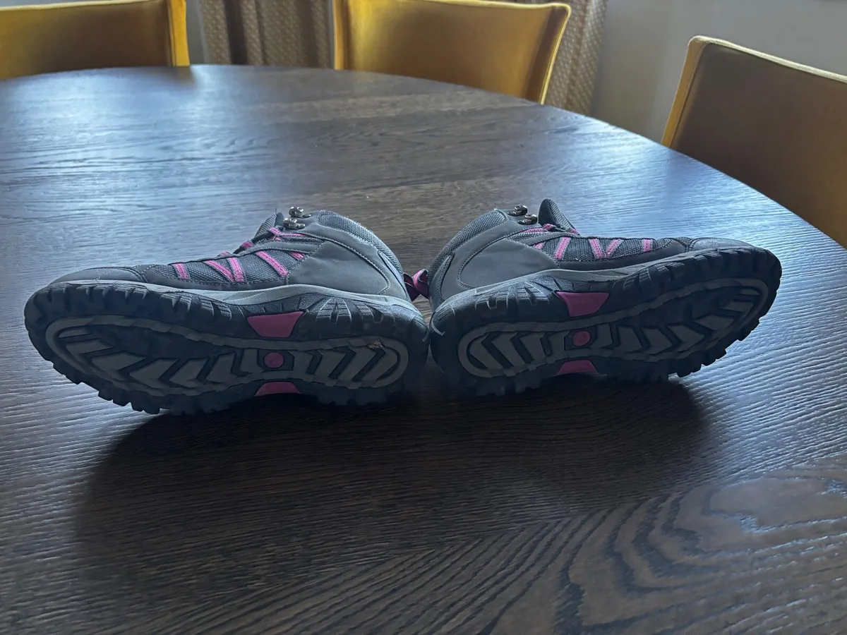 Ladies walking boots - Image 4