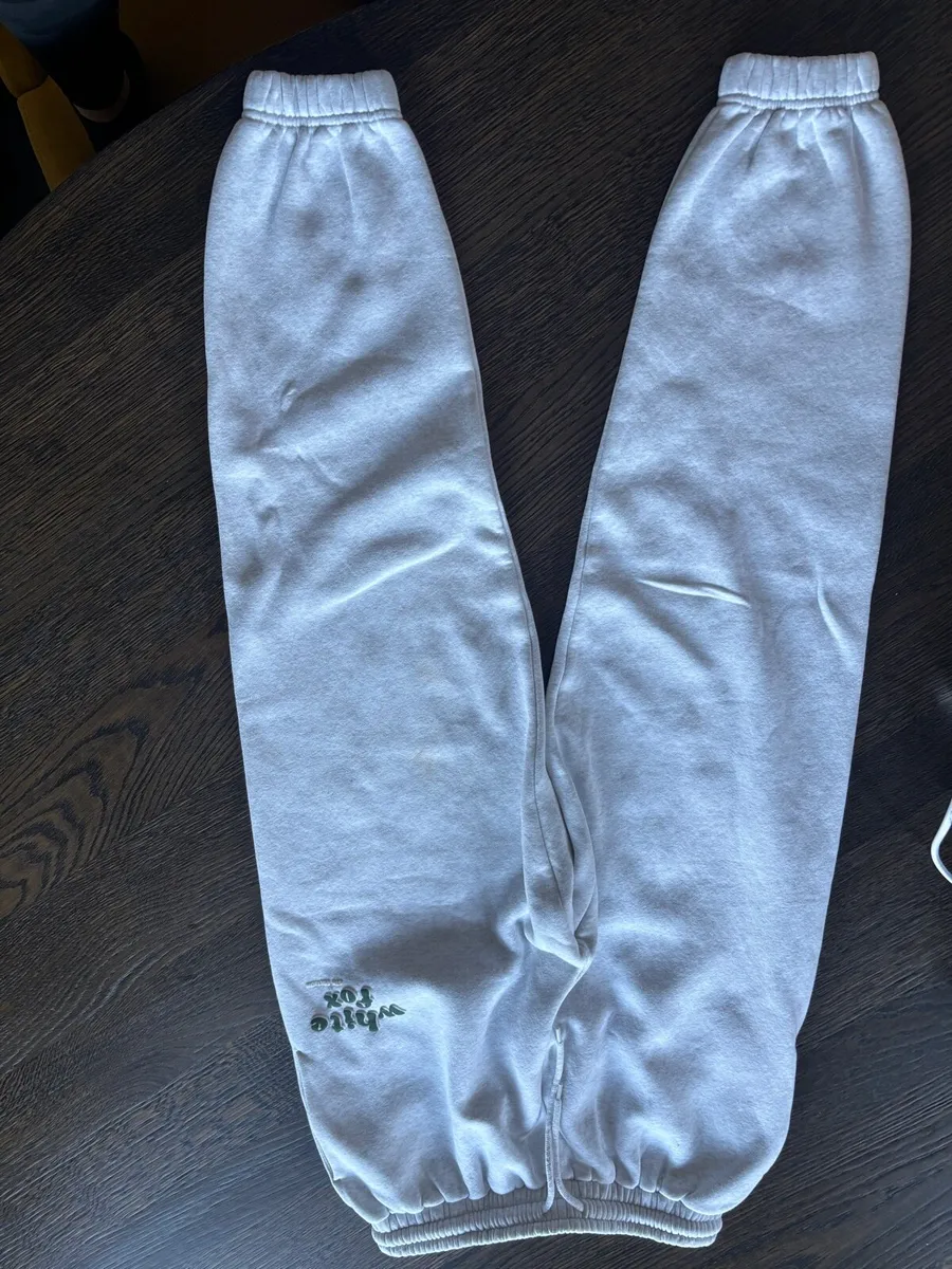 White fox tracksuit - Image 4