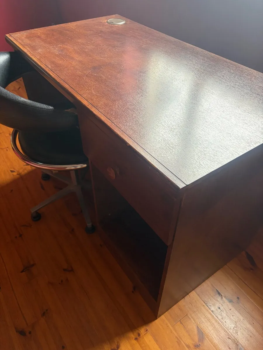 2 seater leather couch & desk - Image 4