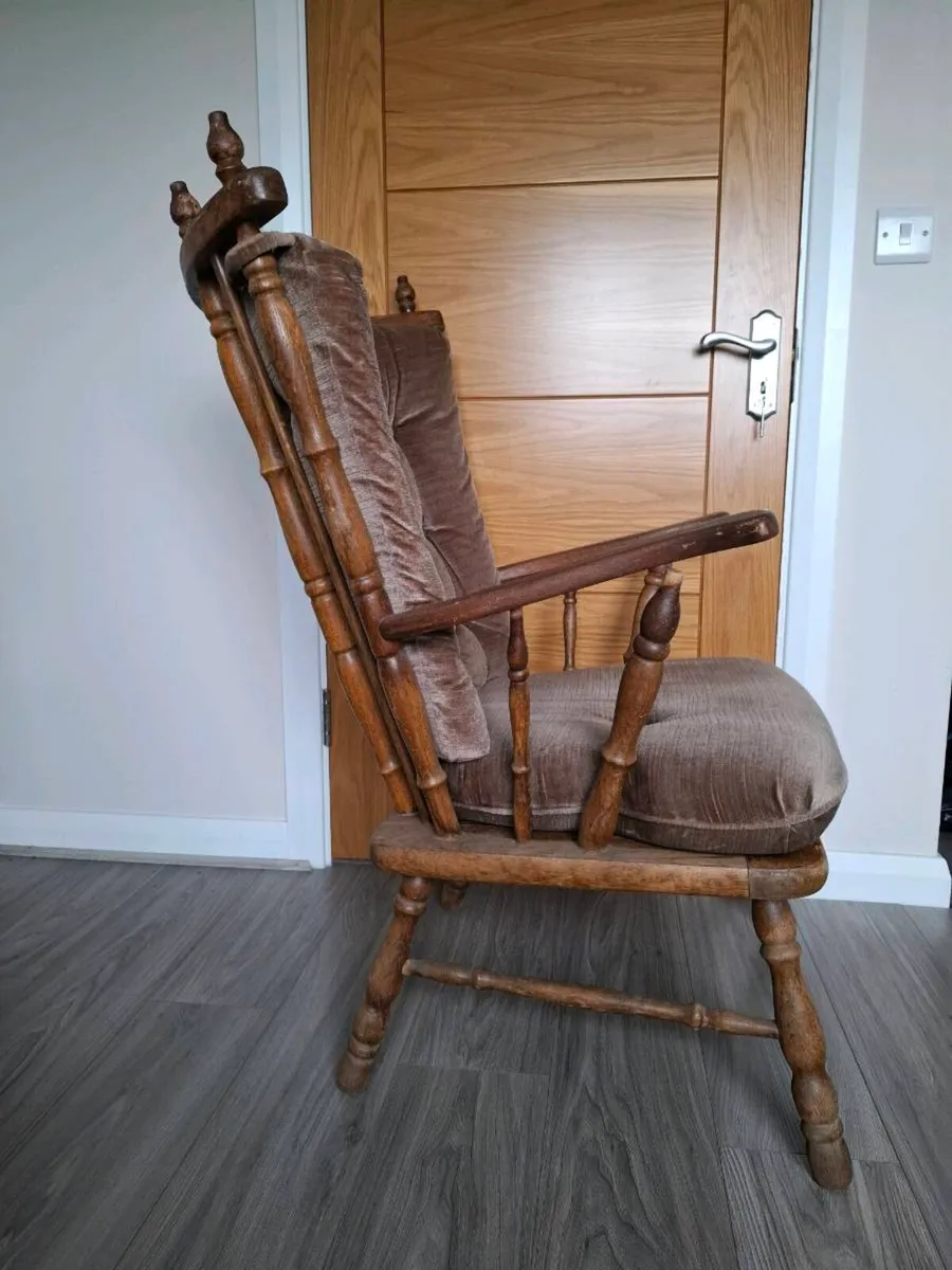 Chairs - Image 4