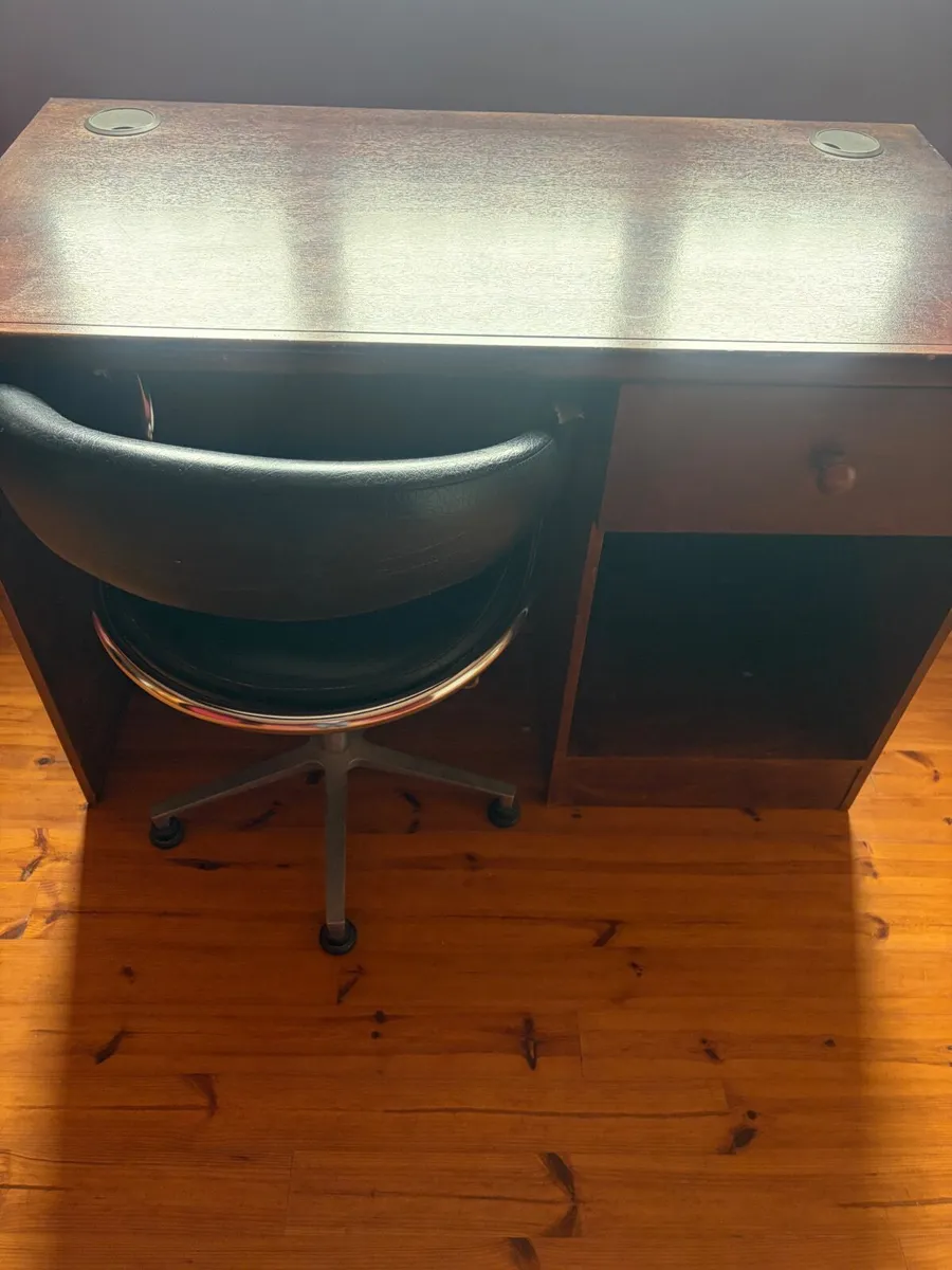 Office desk& chair - Image 4